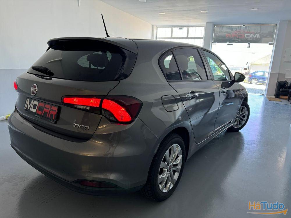 Fiat Tipo 1.3 M-Jet Easy Fiat Tipo 1.3 M-Jet Easy