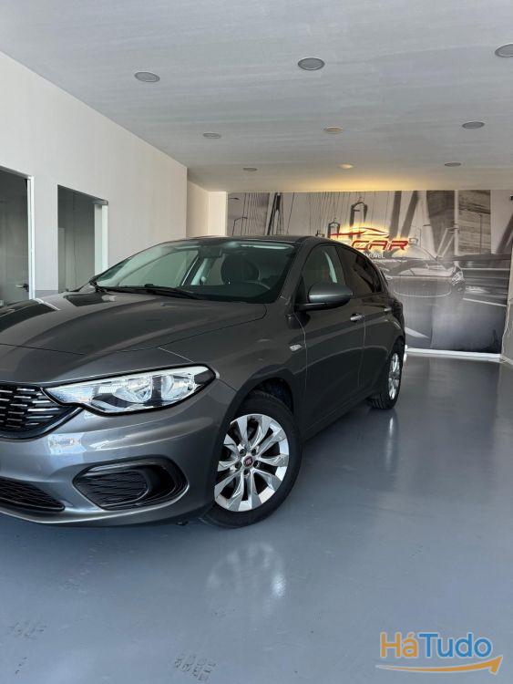 Fiat Tipo 1.3 M-Jet Easy Fiat Tipo 1.3 M-Jet Easy