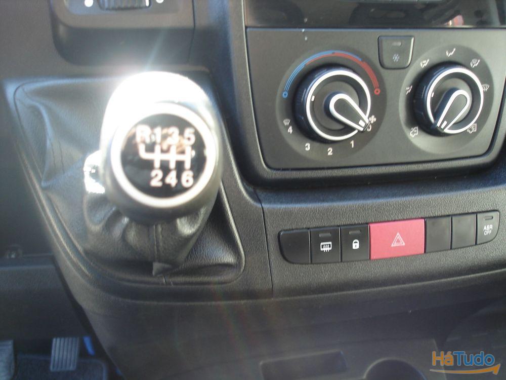 Peugeot Boxer 2.2 BlueHDi 333 L2 CD Peugeot Boxer 2.2 BlueHDi 333 L2 CD