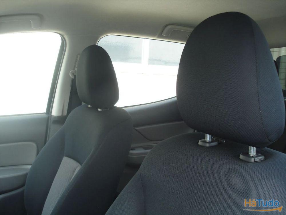 Mitsubishi L200 Mitsubishi L200