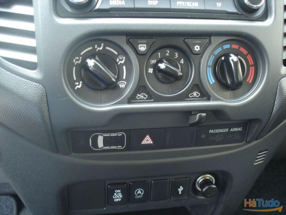 Mitsubishi L200 Mitsubishi L200