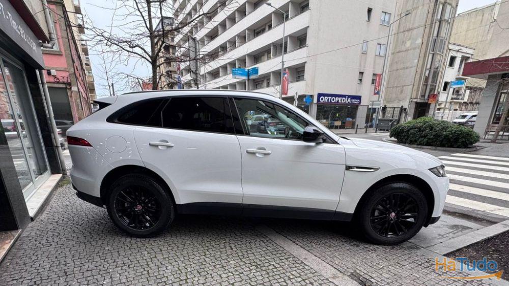 Jaguar F-Pace 2.0 i4D Pure Aut. Jaguar F-Pace 2.0 i4D Pure Aut.