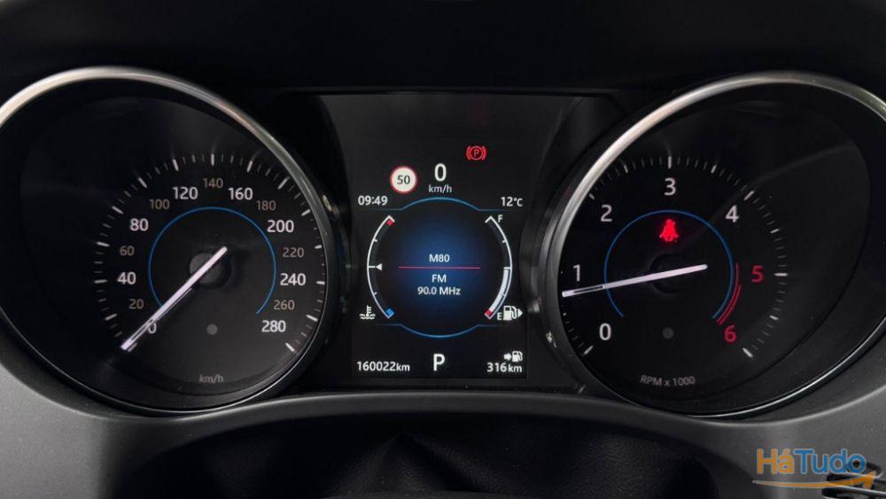 Jaguar F-Pace 2.0 i4D Pure Aut. Jaguar F-Pace 2.0 i4D Pure Aut.