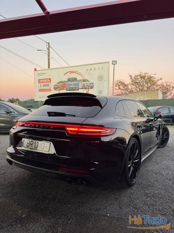 Porsche Panamera Sport Turismo ST 4 E-Hybrid 10 Years Edition Porsche Panamera Sport Turismo ST 4 E-Hybrid 10 Years Edition