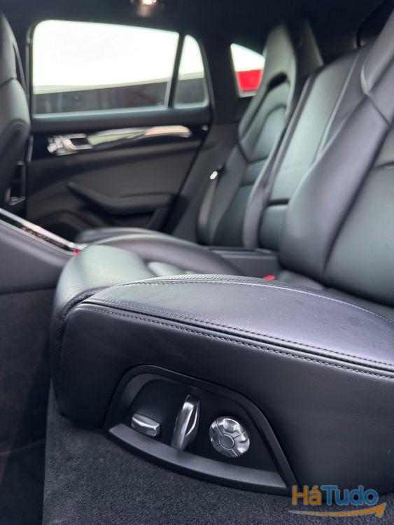 Porsche Panamera Sport Turismo ST 4 E-Hybrid 10 Years Edition Porsche Panamera Sport Turismo ST 4 E-Hybrid 10 Years Edition