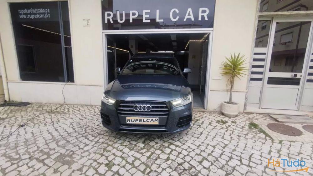 Audi Q3 2.0 TDI quattro S-line Audi Q3 2.0 TDI quattro S-line