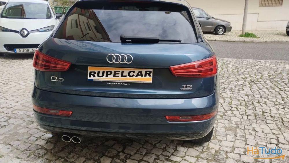 Audi Q3 2.0 TDI quattro S-line Audi Q3 2.0 TDI quattro S-line