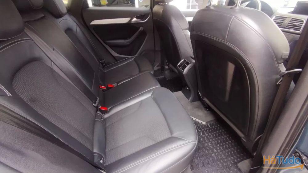 Audi Q3 2.0 TDI quattro S-line Audi Q3 2.0 TDI quattro S-line