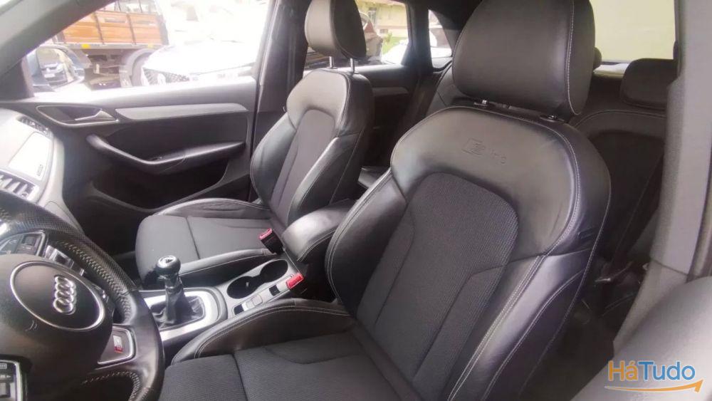 Audi Q3 2.0 TDI quattro S-line Audi Q3 2.0 TDI quattro S-line