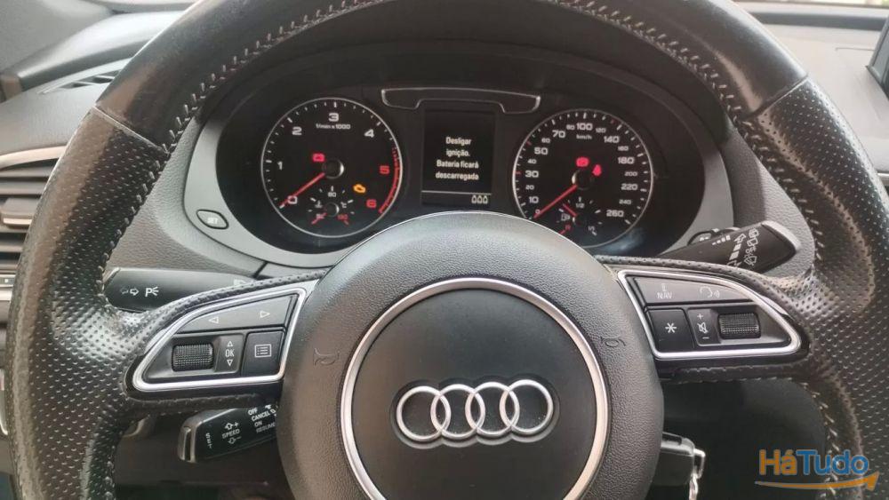 Audi Q3 2.0 TDI quattro S-line Audi Q3 2.0 TDI quattro S-line