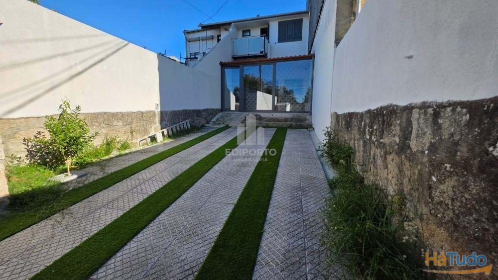 Espetacular Moradia T3 de Duas Frentes em Paranhos Espetacular Moradia T3 de Duas Frentes em Paranhos