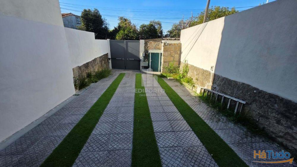 Espetacular Moradia T3 de Duas Frentes em Paranhos Espetacular Moradia T3 de Duas Frentes em Paranhos