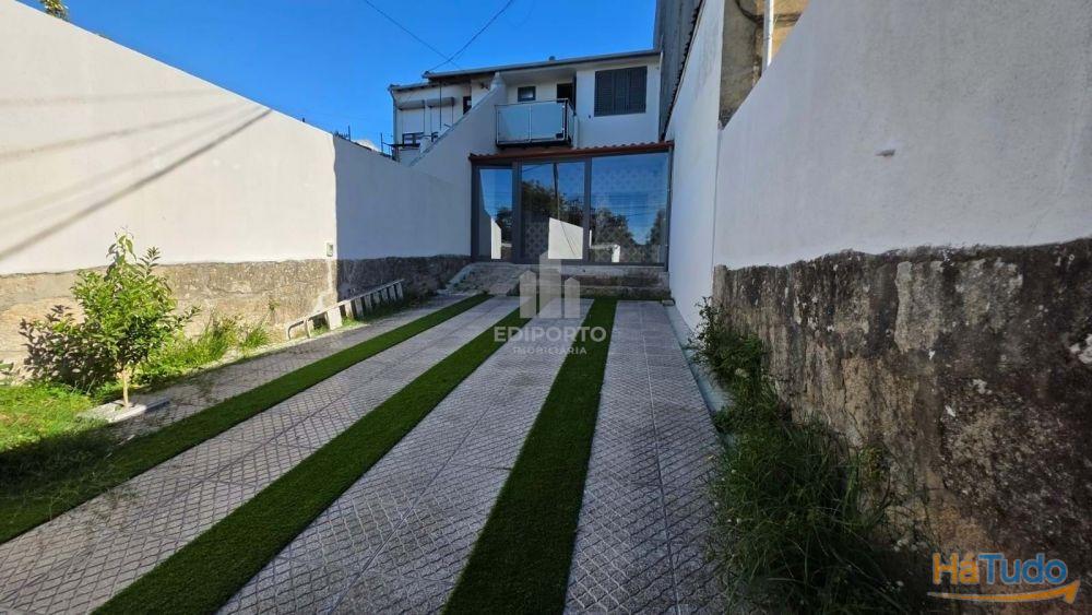 Espetacular Moradia T3 de Duas Frentes em Paranhos Espetacular Moradia T3 de Duas Frentes em Paranhos