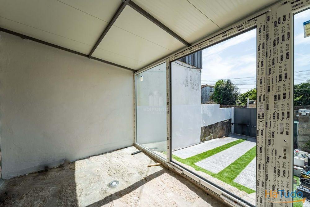 Arrendamento de Espetacular Moradia T3 de Duas Frentes em Paranhos Arrendamento de Espetacular Moradia T3 de Duas Frentes em Paranhos