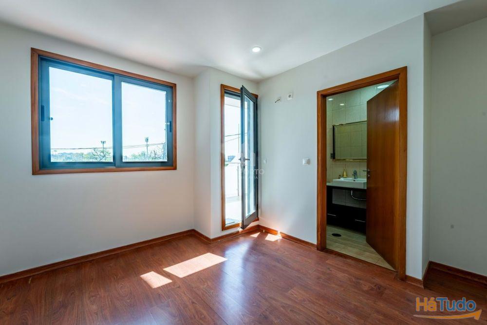 Arrendamento de Espetacular Moradia T3 de Duas Frentes em Paranhos Arrendamento de Espetacular Moradia T3 de Duas Frentes em Paranhos