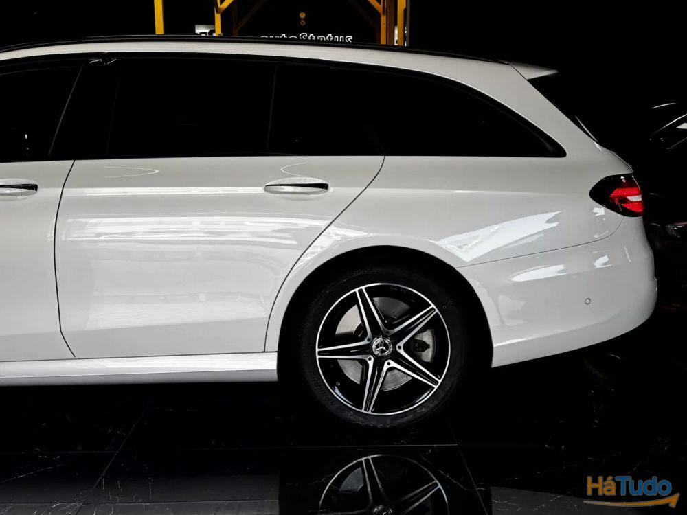 Mercedes-Benz E 300 de AMG Mercedes-Benz E 300 de AMG