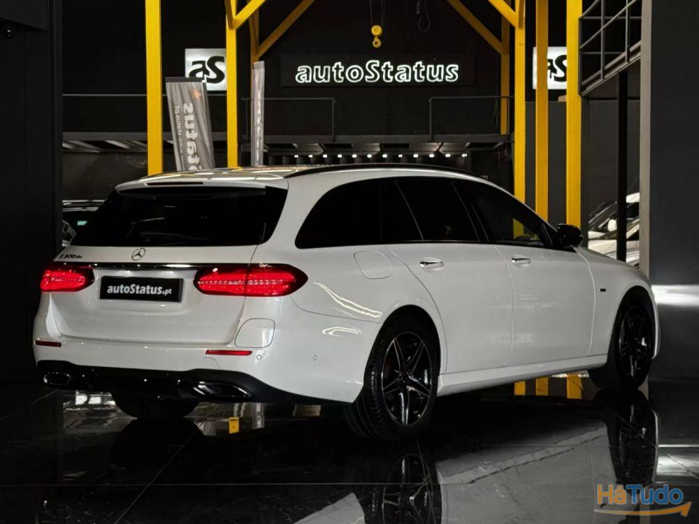 Mercedes-Benz E 300 de AMG Mercedes-Benz E 300 de AMG