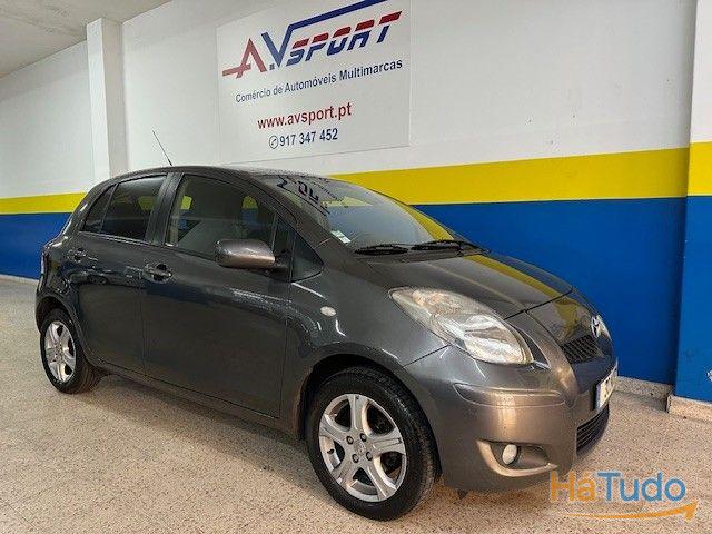 Toyota Yaris 1.0 VVT-i AC Manual Toyota Yaris 1.0 VVT-i AC Manual