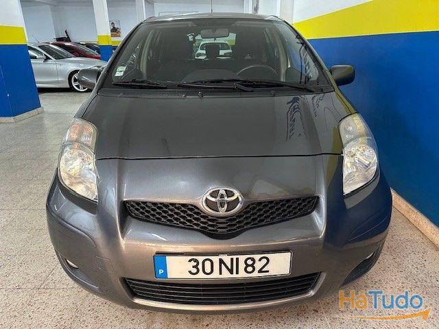 Toyota Yaris 1.0 VVT-i AC Manual Toyota Yaris 1.0 VVT-i AC Manual