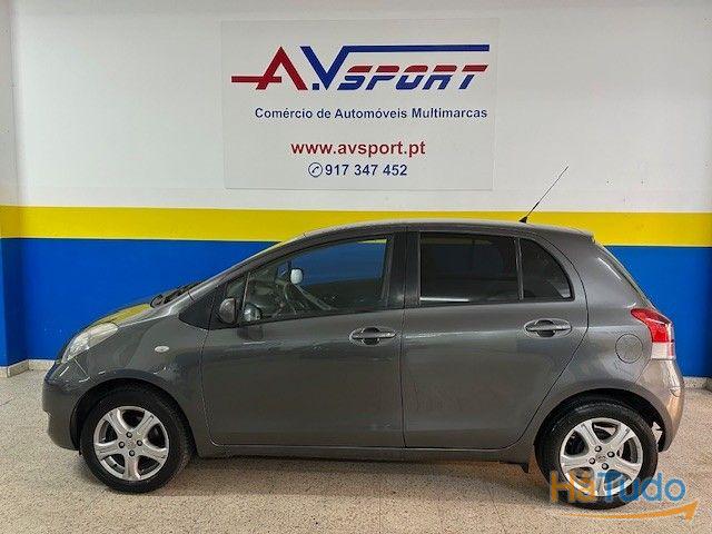 Toyota Yaris 1.0 VVT-i AC Manual Toyota Yaris 1.0 VVT-i AC Manual