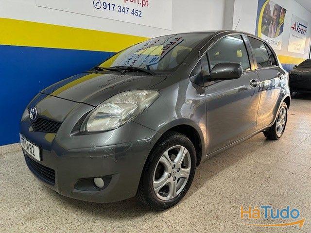 Toyota Yaris 1.0 VVT-i AC Manual Toyota Yaris 1.0 VVT-i AC Manual