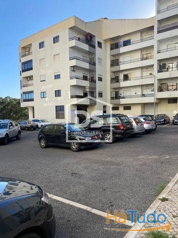 Arrendamento - Escritório Arrendamento - Escritório