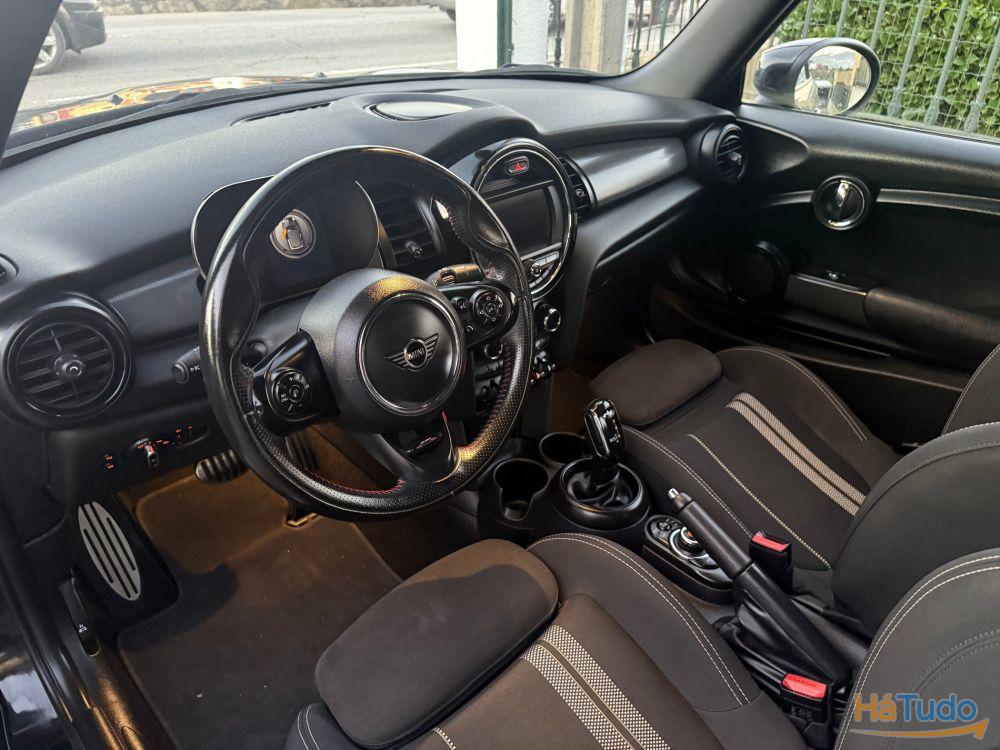 MINI Cabrio Cooper Premium JCW Auto MINI Cabrio Cooper Premium JCW Auto