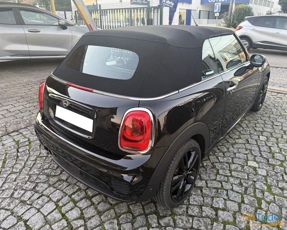 MINI Cabrio Cooper Premium JCW Auto MINI Cabrio Cooper Premium JCW Auto