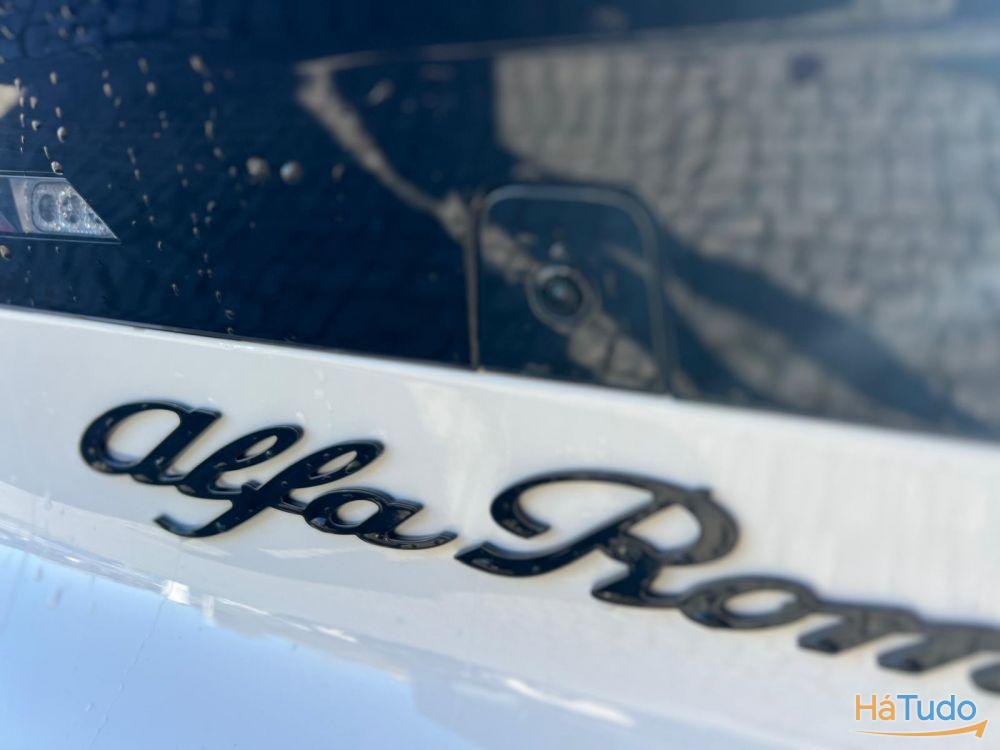 Alfa Romeo Junior Elletrica 50 kWh Alfa Romeo Junior Elletrica 50 kWh