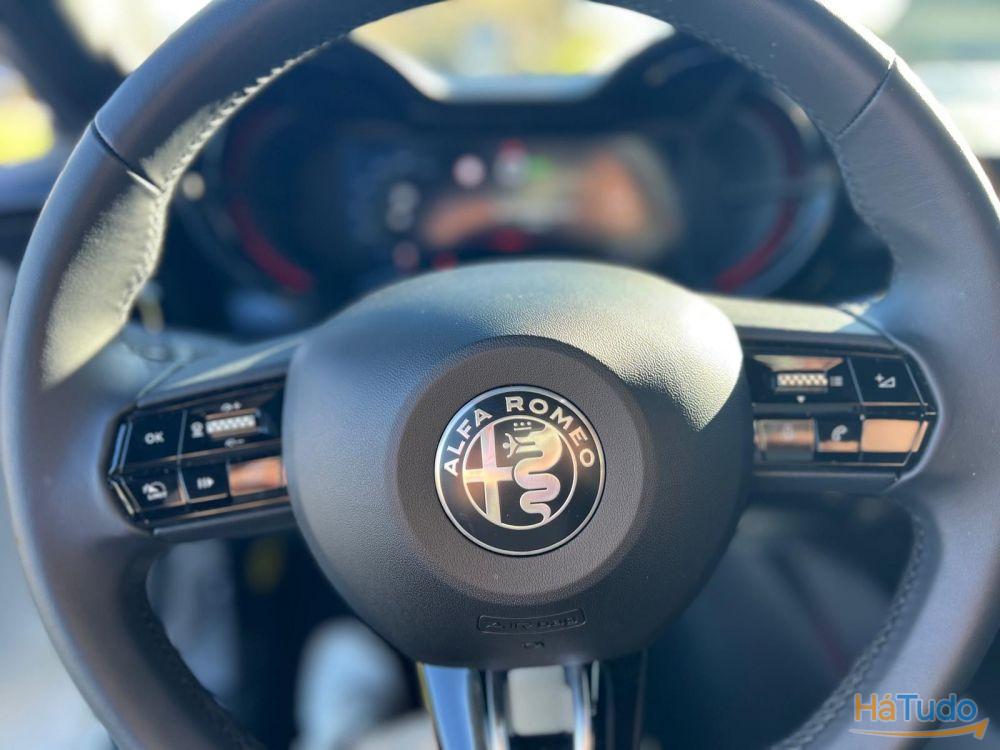 Alfa Romeo Junior Elletrica 50 kWh Alfa Romeo Junior Elletrica 50 kWh