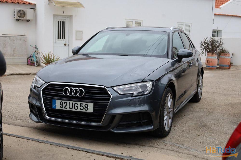 Audi A3 Sportback 1.6 TDI S-line S tronic Audi A3 Sportback 1.6 TDI S-line S tronic