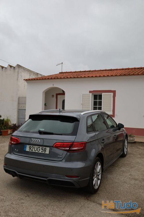 Audi A3 Sportback 1.6 TDI S-line S tronic Audi A3 Sportback 1.6 TDI S-line S tronic