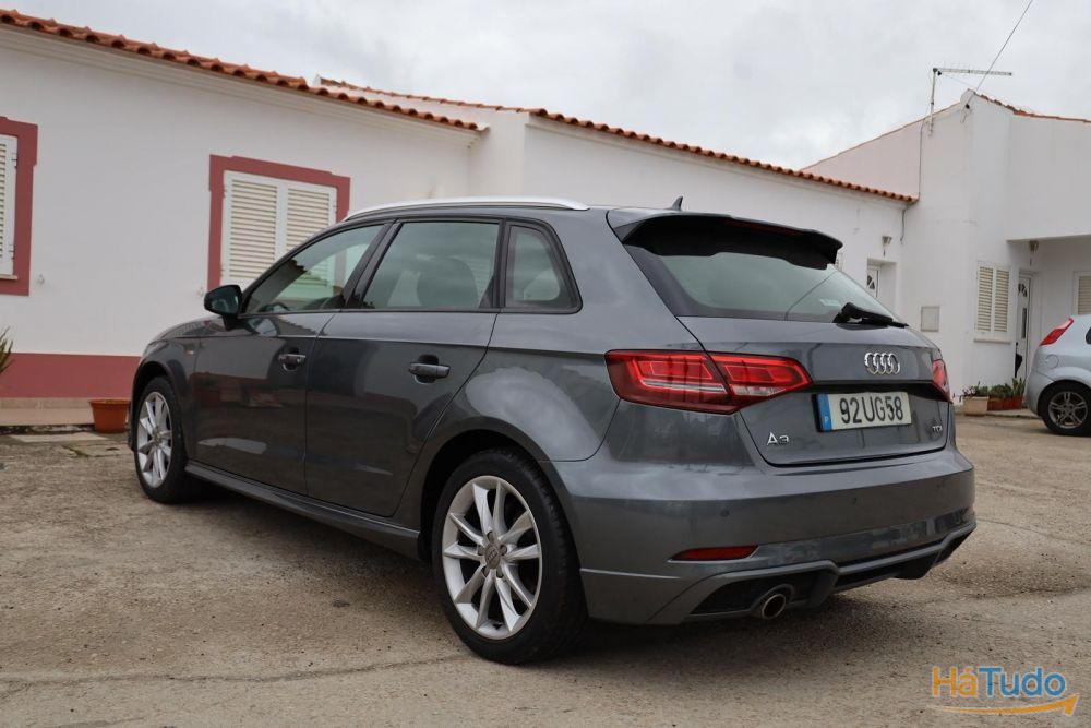 Audi A3 Sportback 1.6 TDI S-line S tronic Audi A3 Sportback 1.6 TDI S-line S tronic