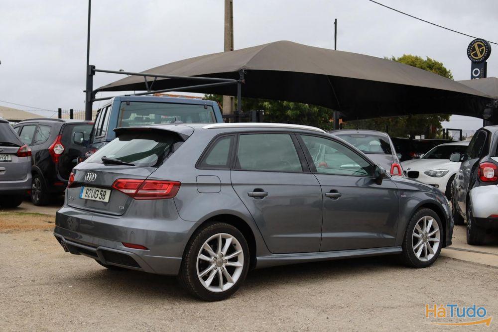 Audi A3 Sportback 1.6 TDI S-line S tronic Audi A3 Sportback 1.6 TDI S-line S tronic
