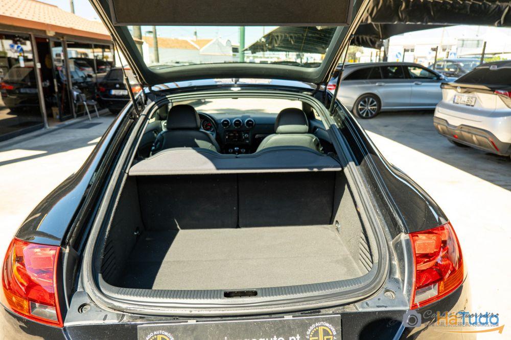 Audi TT Coupé 2.0 TDi quattro S-line S tronic Audi TT Coupé 2.0 TDi quattro S-line S tronic