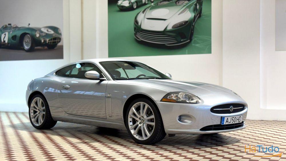 Jaguar XK 4.2 V8 Jaguar XK 4.2 V8