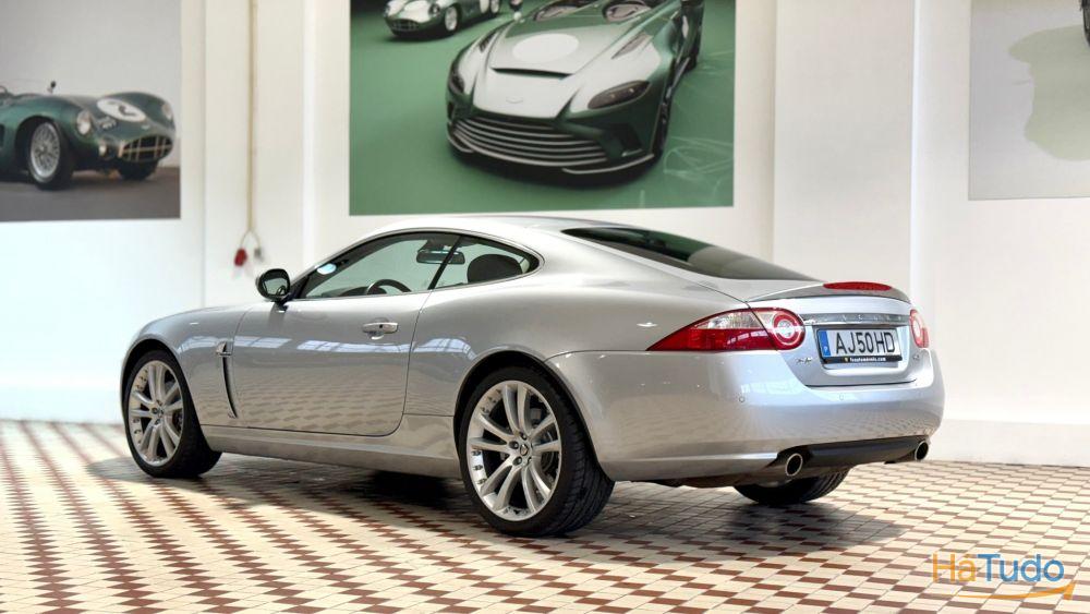 Jaguar XK 4.2 V8 Jaguar XK 4.2 V8