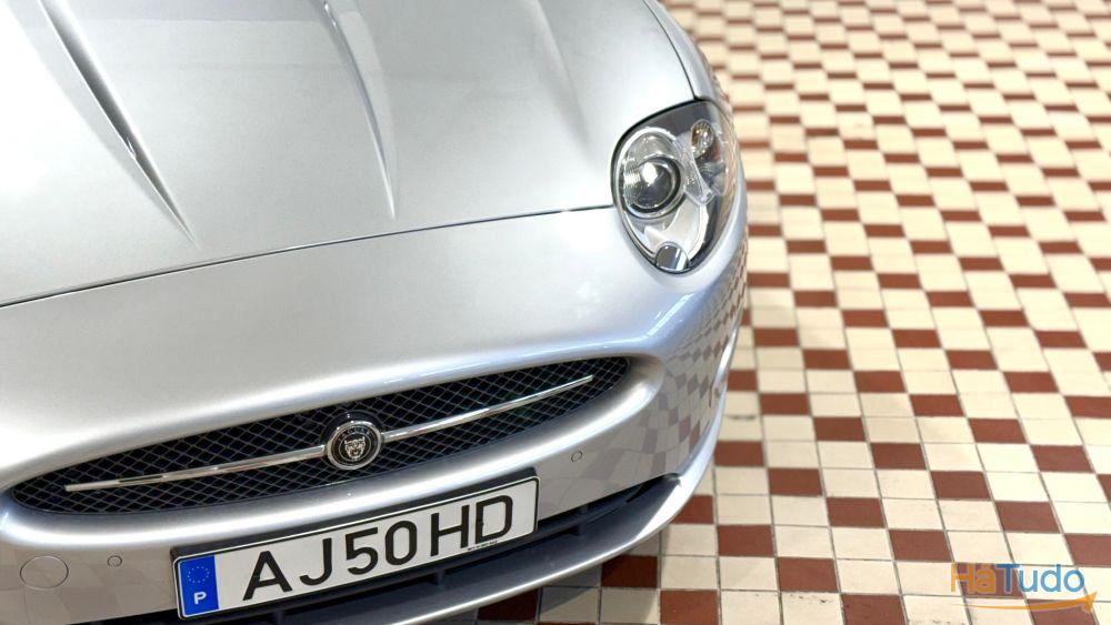 Jaguar XK 4.2 V8 Jaguar XK 4.2 V8