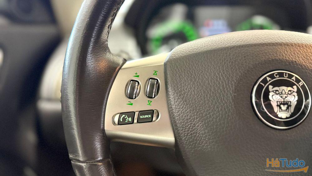 Jaguar XK 4.2 V8 Jaguar XK 4.2 V8