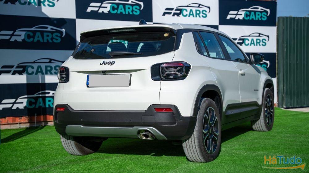 Jeep Avenger 1.2 GSE T3 Altitude Jeep Avenger 1.2 GSE T3 Altitude