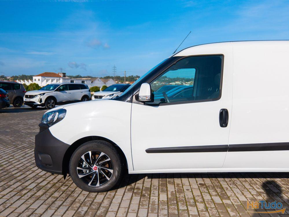 Fiat Doblo 1.6 MJ Maxi Light Easy 3L Fiat Doblo 1.6 MJ Maxi Light Easy 3L