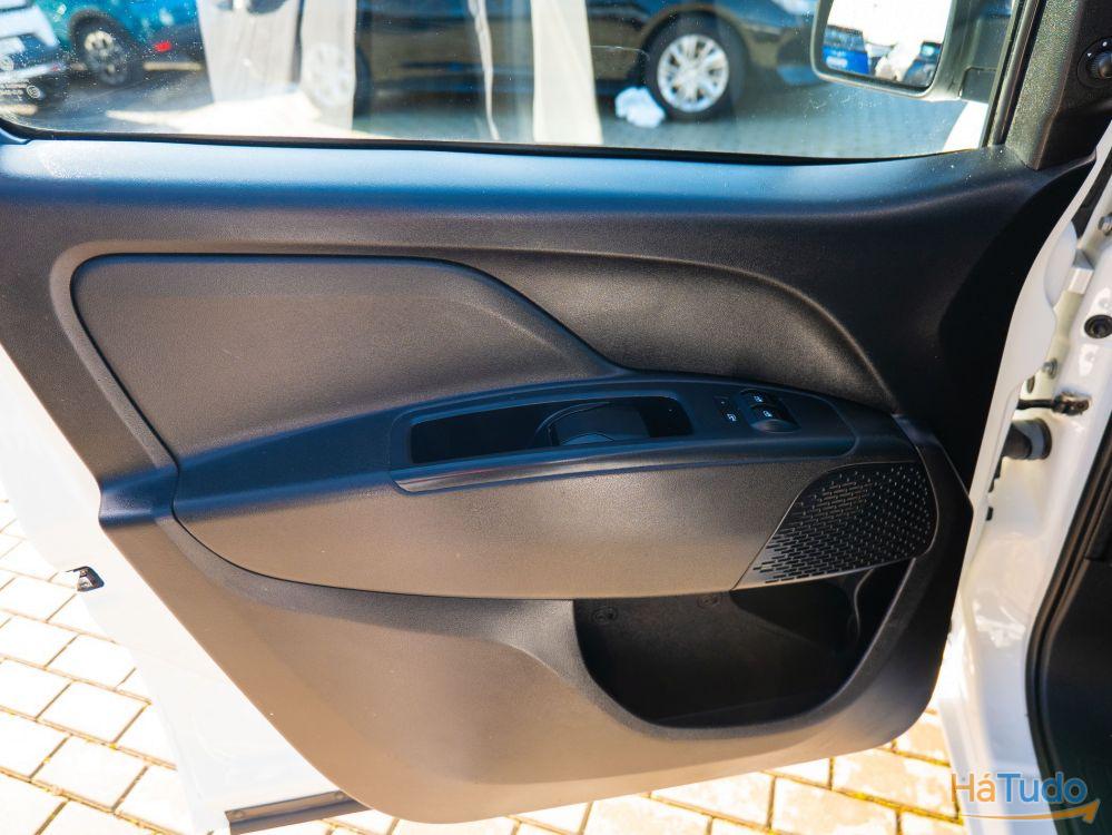 Fiat Doblo 1.6 MJ Maxi Light Easy 3L Fiat Doblo 1.6 MJ Maxi Light Easy 3L