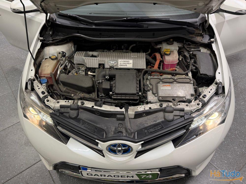 Toyota Auris 1.8 HSD Sport Toyota Auris 1.8 HSD Sport