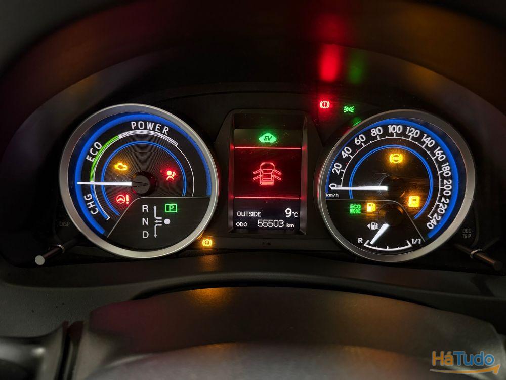 Toyota Auris 1.8 HSD Sport Toyota Auris 1.8 HSD Sport