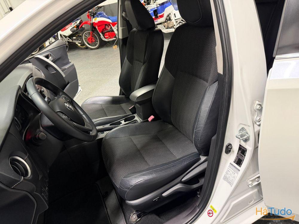 Toyota Auris 1.8 HSD Sport Toyota Auris 1.8 HSD Sport