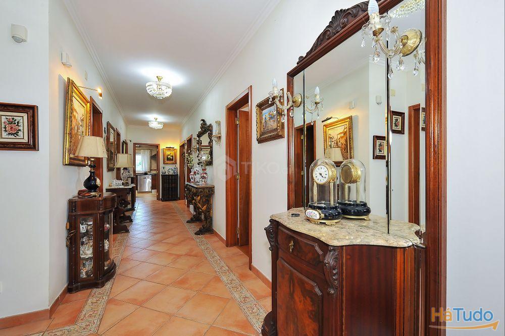 Novidade!!! T6 com Piscina e Jardim em Aldeia Grande, Setúbal Novidade!!! T6 com Piscina e Jardim em Aldeia Grande, Setúbal