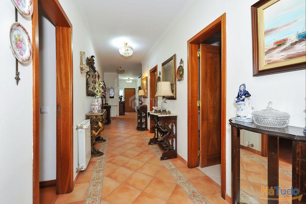 Novidade!!! T6 com Piscina e Jardim em Aldeia Grande, Setúbal Novidade!!! T6 com Piscina e Jardim em Aldeia Grande, Setúbal