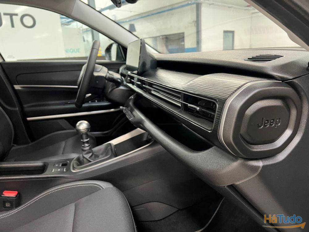 Jeep Avenger 1.2 GSE T3 Altitude Jeep Avenger 1.2 GSE T3 Altitude