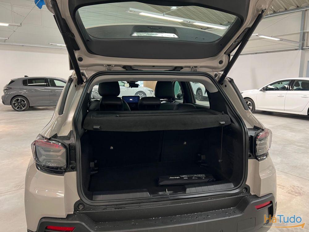 Jeep Avenger 1.2 GSE T3 Altitude Jeep Avenger 1.2 GSE T3 Altitude