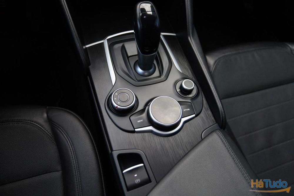 Alfa Romeo Giulia 2.2 D Super Alfa Romeo Giulia 2.2 D Super